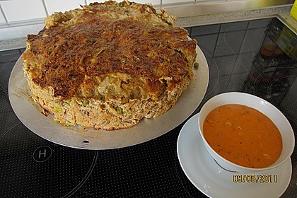 Gehacktestorte mit Zigeunerso&szlig;e