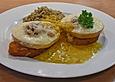 Apfel - K&auml;se - Schnitzel mit leichter Currysauce
