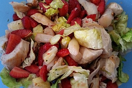 Spargel - Erdbeer - Salat mit Hähnchenbrustfilet 3