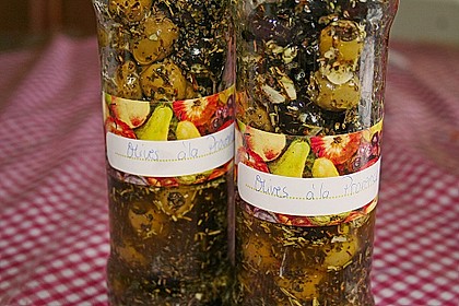 Eingelegte Oliven "provenzalische Art" 9