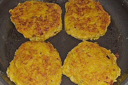 Reis - M&ouml;hren - K&auml;se Bratlinge