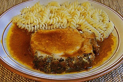 Schweinebraten mit  B&auml;rlauch - Senf - Kruste