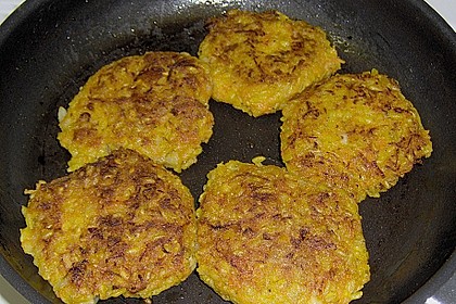 Reis - M&ouml;hren - Ziegenk&auml;se Bratlinge