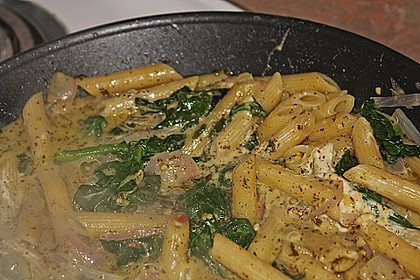 Penne mit Spinat 1
