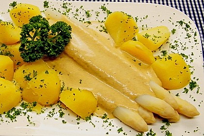 Spargel mit Steinpilzsauce 2