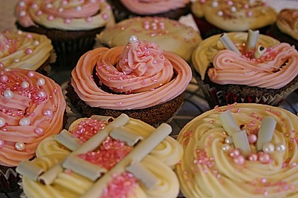Raffaelo Cupcakes 33