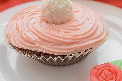 Raffaelo Cupcakes 29