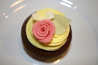 Raffaelo Cupcakes 19