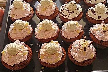 Raffaelo Cupcakes 53