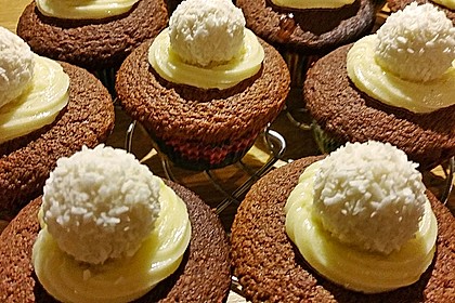 Raffaelo Cupcakes 62