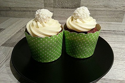 Raffaelo Cupcakes 5