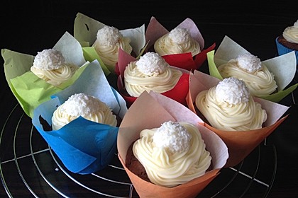 Raffaelo Cupcakes 1