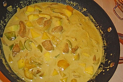 Putengeschnetzeltes auf Mango - Curry - Reis 1