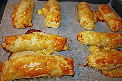 W&uuml;rstchen mit K&auml;se im Schlafrock 6