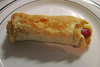W&uuml;rstchen mit K&auml;se im Schlafrock 9