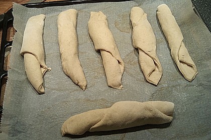 Sauerteig - Salzstangerl 34