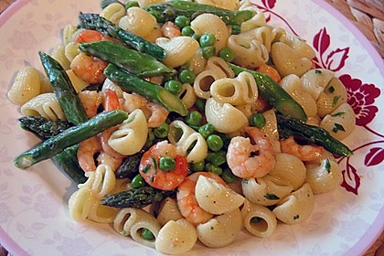 Pasta mit Spargel und Garnelen 1