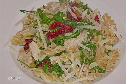 Penne mit H&auml;hnchenbrust und Rucola 2
