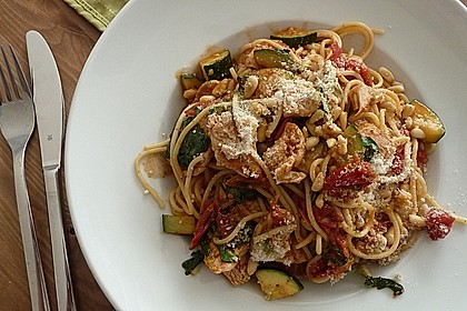 Penne mit H&auml;hnchenbrust und Rucola 11