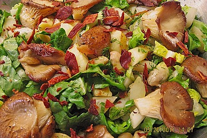 Spargelsalat mit Austernpilzen und Schinkensegeln 1