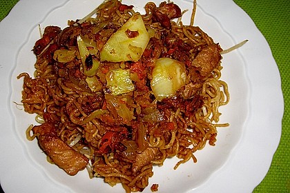 Gebratene Nudeln Asia Art 12