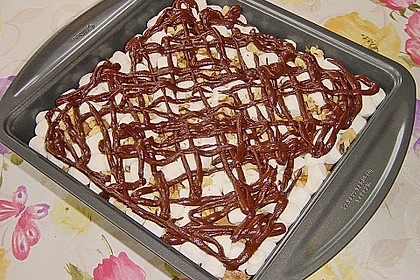 Brownies mit einem Marshmallows - Walnuss - Schoki - Topping 1