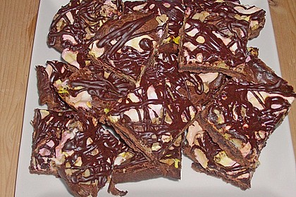 Brownies mit einem Marshmallows - Walnuss - Schoki - Topping 3