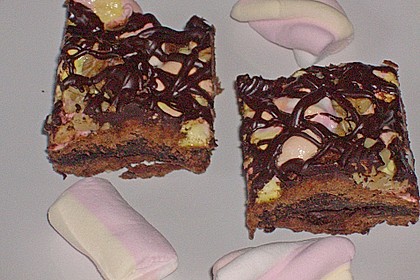 Brownies mit einem Marshmallows - Walnuss - Schoki - Topping 4