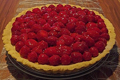 Erdbeertarte mit wei&szlig;er Schokoladencreme 6