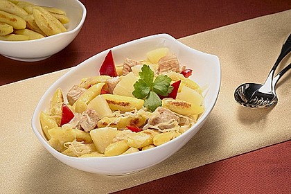 Putenbrust-Ananas-Pfanne mit Schupfnudeln