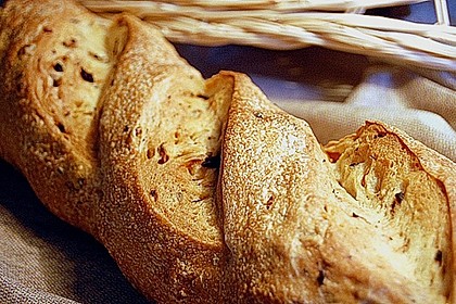 Albertos Oliven-Erdnuss Brot