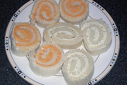 Tramezzinir&ouml;llchen mit Thunfischf&uuml;lle