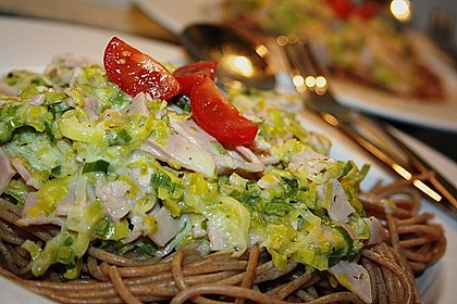 Lauch-K&auml;se So&szlig;e mit Schinken 1