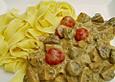 Frische Bandnudeln mit Champignon - Sahneso&szlig;e