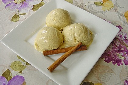 Eis mit feinem Zimtgeschmack