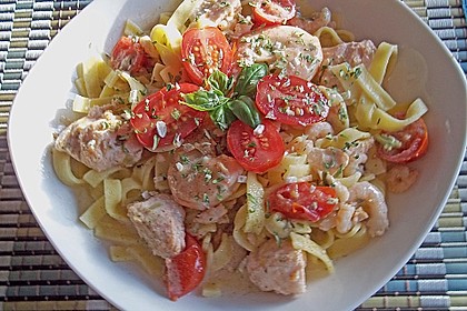 Spaghetti mit Lachs und Scampis in Wei&szlig;wein-Sahneso&szlig;e 5
