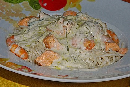 Spaghetti mit Lachs und Scampis in Wei&szlig;wein-Sahneso&szlig;e 9