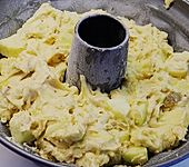 Apfel - Mandel Gugelhupf (Bild)