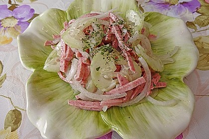 Fr&uuml;hlingsfrischer Wurstsalat 1