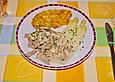 Kalbsgeschnetzeltes in Rahmso&szlig;e an wei&szlig;em Spargel