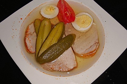 S&uuml;lze aus gebratenem Fleisch nach Uromas Art