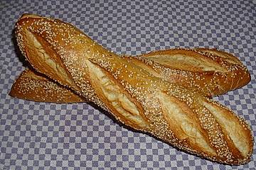 Frischkäsebrotstange mit Sesamkruste