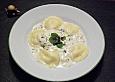 Ravioli mit Lachsf&uuml;llung an Zitronen - Basilikum Sauce