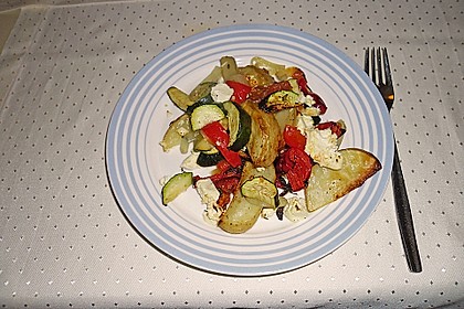 Kartoffel - Paprika Pfanne mit Schafskäse 10