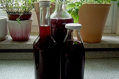 Brombeerlikör gekocht 10