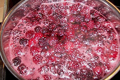 Brombeerlikör gekocht 19