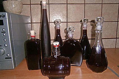 Brombeerlikör gekocht 12