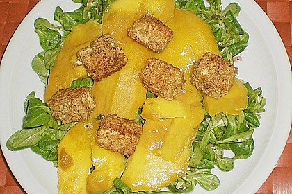 Blattsalat mit Mango und Schafskäse 37