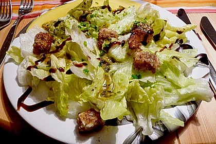 Blattsalat mit Mango und Schafskäse 49