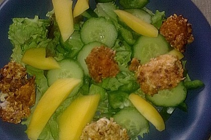 Blattsalat mit Mango und Schafskäse 52